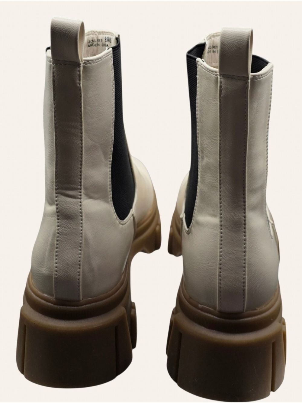 Chunky Cream Chelsea Boots Lug Sole Platform Ankle Boot 9.5 NWT - Picture 5 of 9